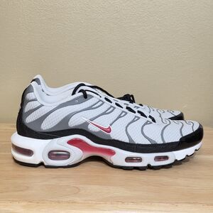 Nike Air Max Plus Photon Dust Particle Grey Sneakers DM0032-002 Men’s Size 8